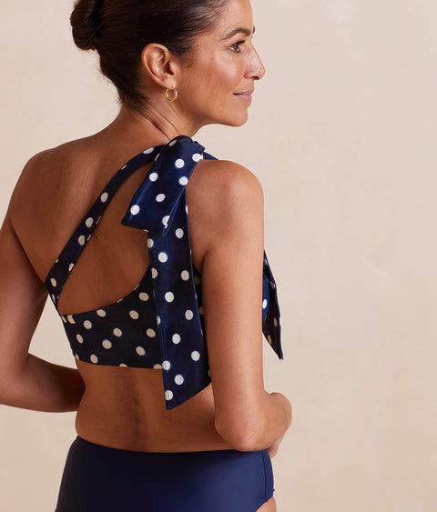 The Bow-Shoulder Ruched Sidestroke Bikini Top - in Polka Dot Deep Sea