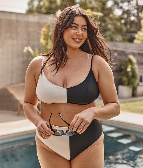 The Split Wanderlust Bikini Top - Sea Urchin & White Sand