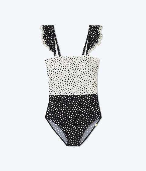 The Ruffle Oasis - On the Dot