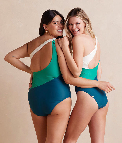 The Long Torso Sidestroke - Seaweed & Seaglass & White Sand