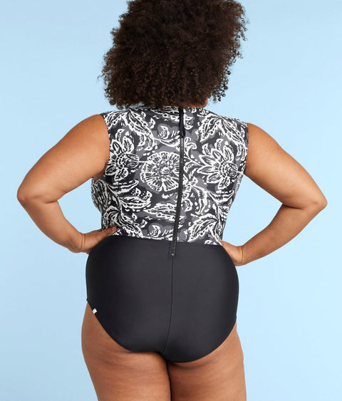 The Surf - Batik in Sea Urchin & White Sand